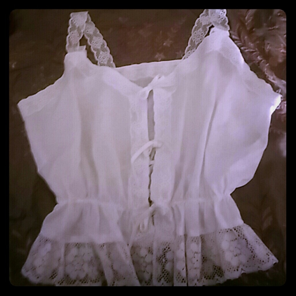 White tie up top